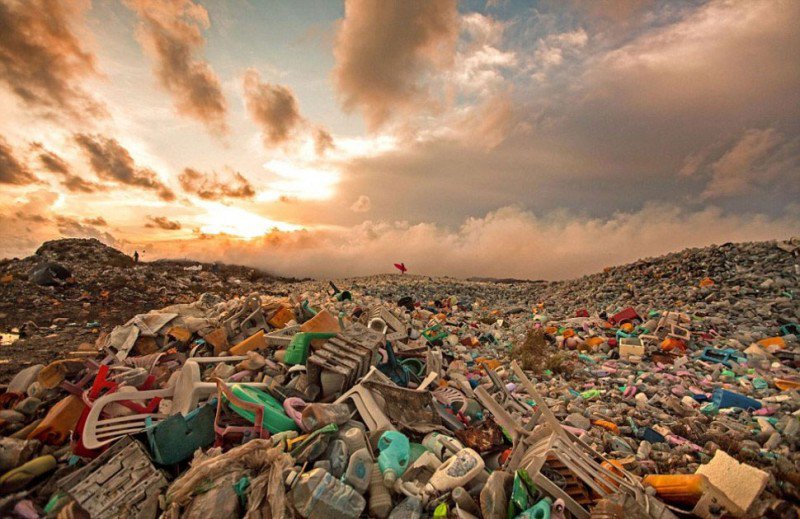 马尔代夫地下的丑陋面