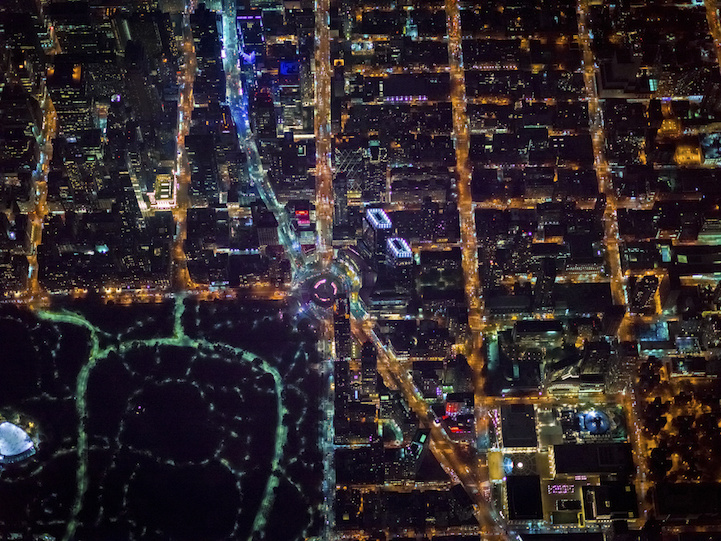 7500英尺高空航拍璀璨纽约夜景