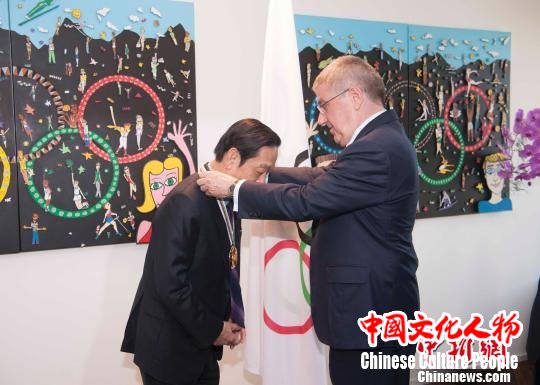 艺术家韩美林获国际奥委会主席颁发“顾拜旦奖”