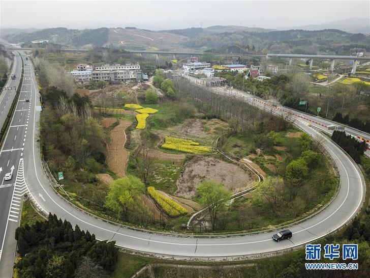 湖北：武汉以外地区解除离鄂通道管控