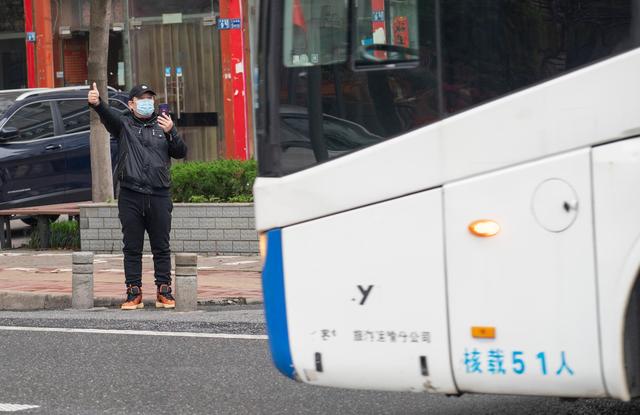 北京市属医院医疗队返程