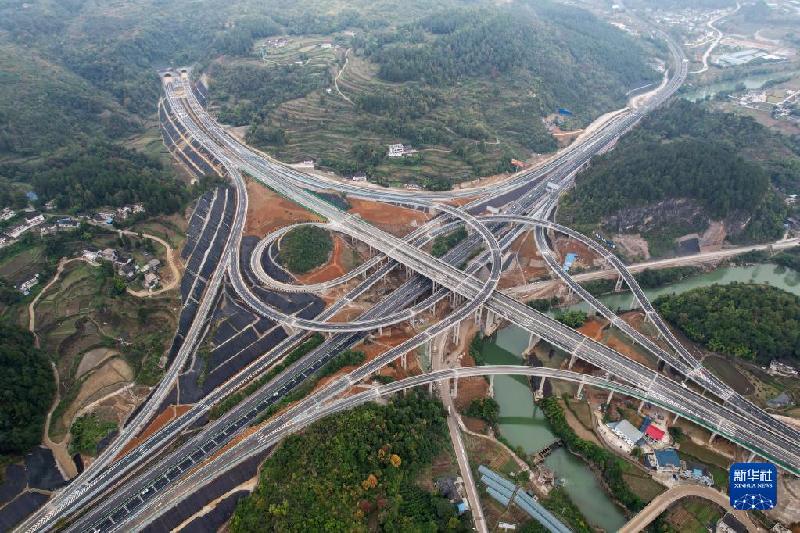 贵州湄石高速公路通车