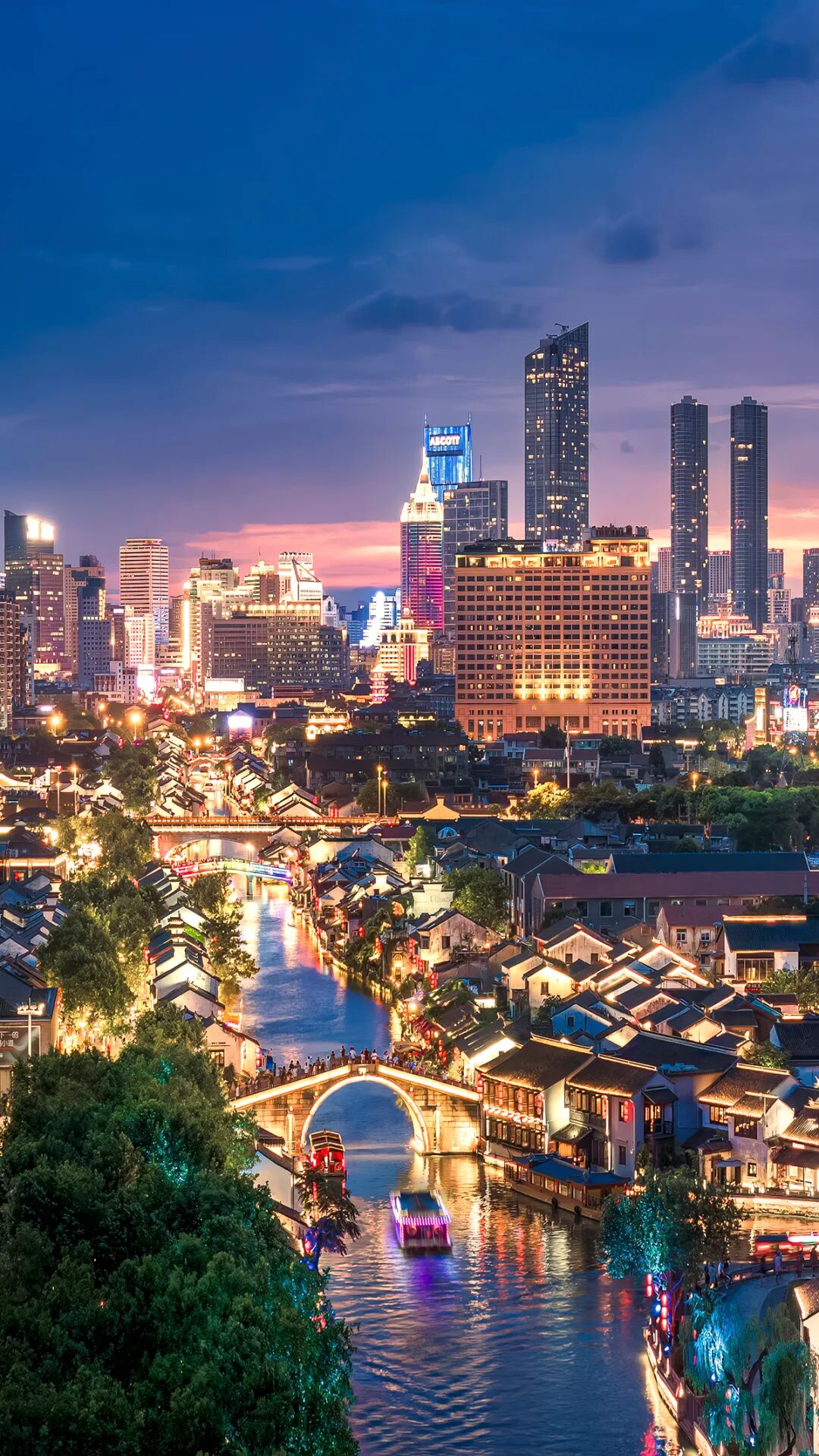 用“理论强基+案例研讨+实践淬炼”强“四力”