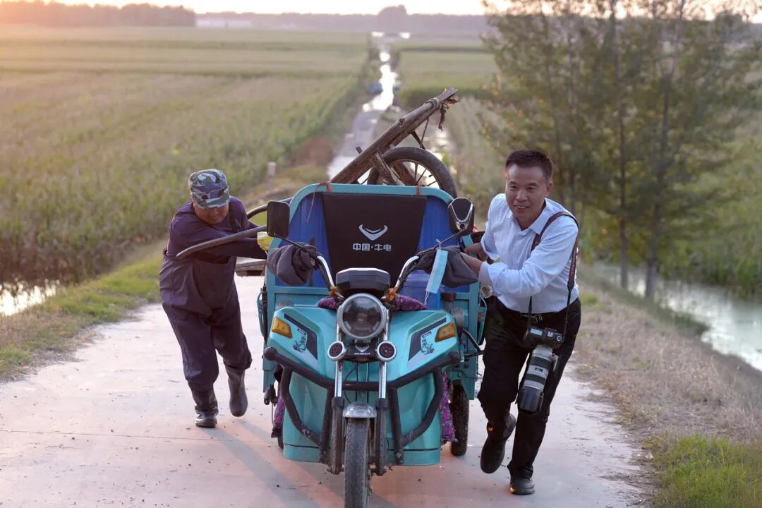 我是记者·我在现场｜工人日报视觉视频部2025记者节特别策划