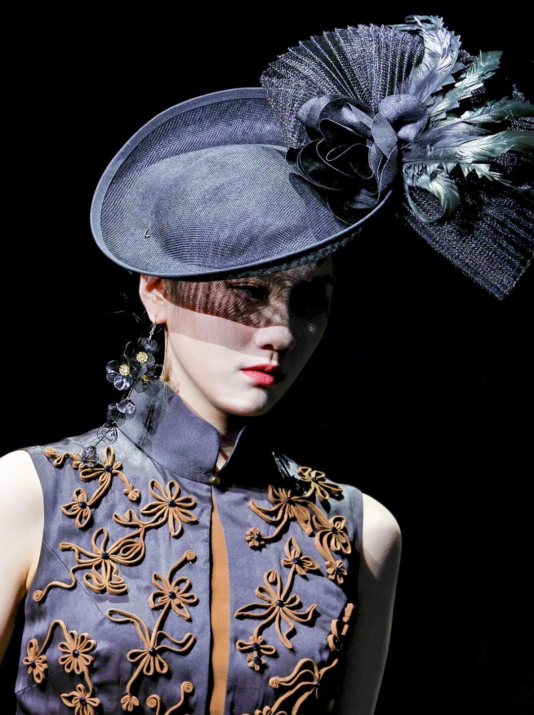 惊艳北京!2026中国国际时装周:东方非遗美出圈