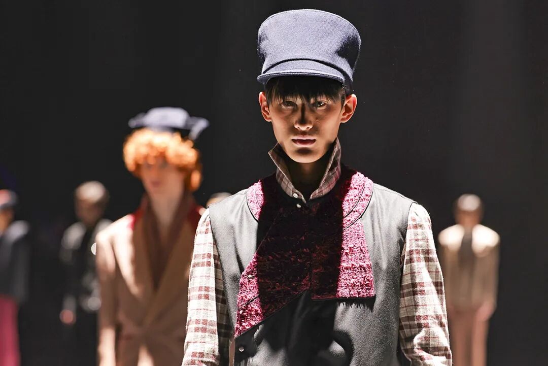 惊艳北京!2026中国国际时装周:东方非遗美出圈